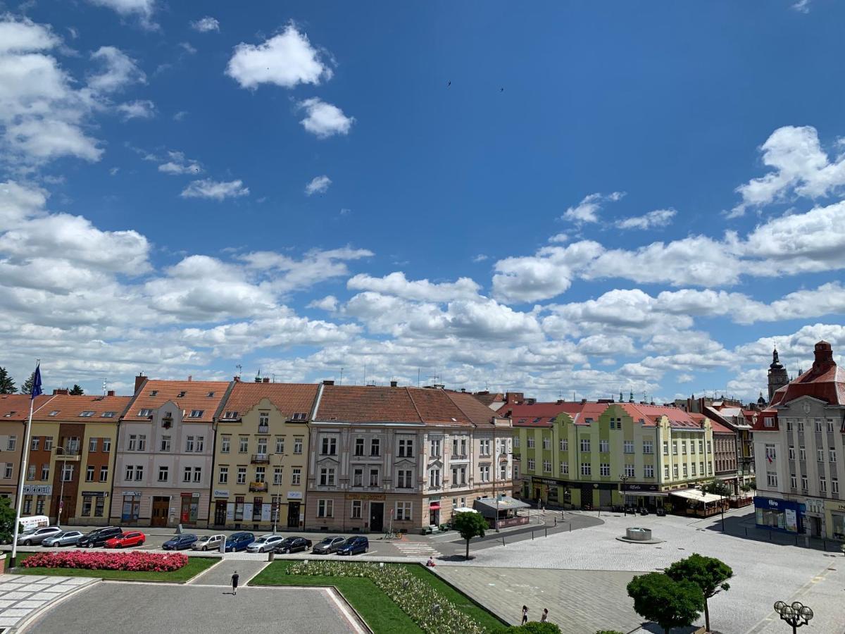 Wine Apartments Hradec Centre Hradec Kralove Bagian luar foto