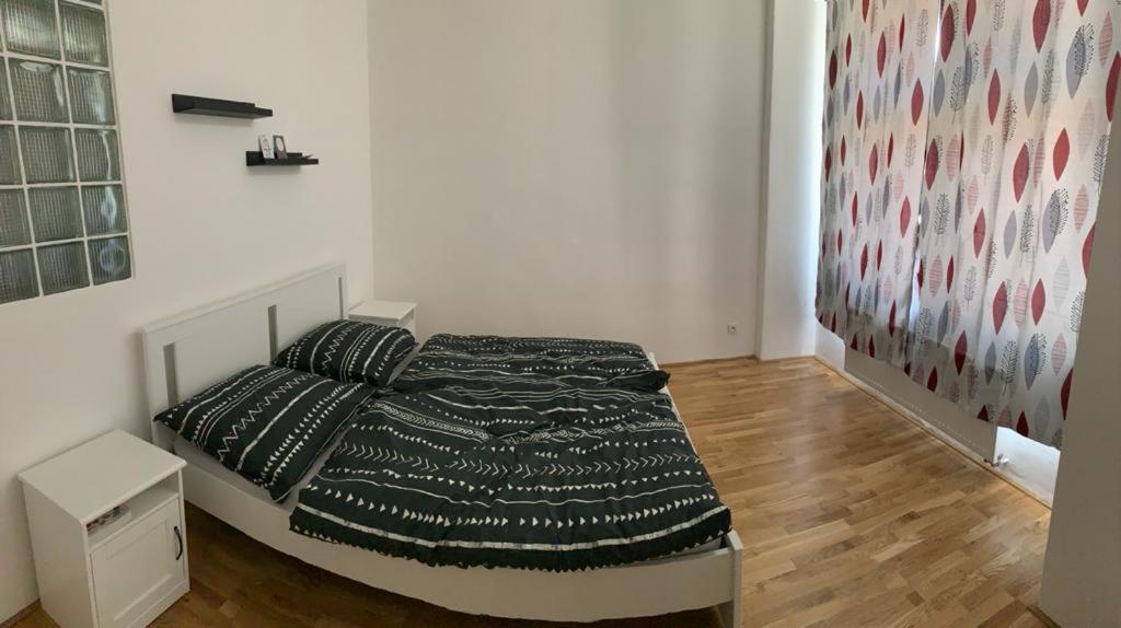 Wine Apartments Hradec Centre Hradec Kralove Bagian luar foto